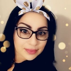 Meet your Posher, Nilsa